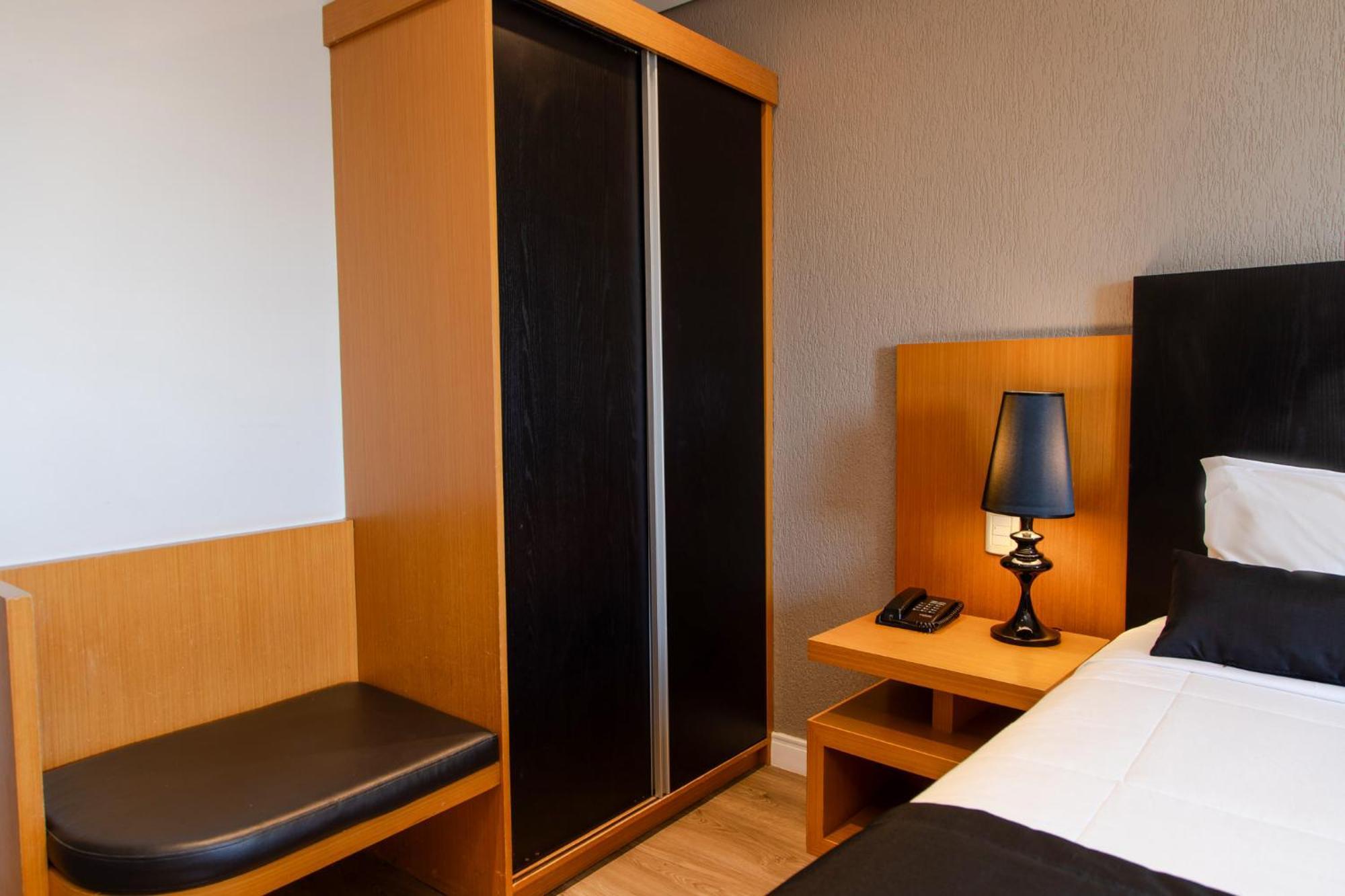 Slaviero Curitiba Batel Hotel Bagian luar foto